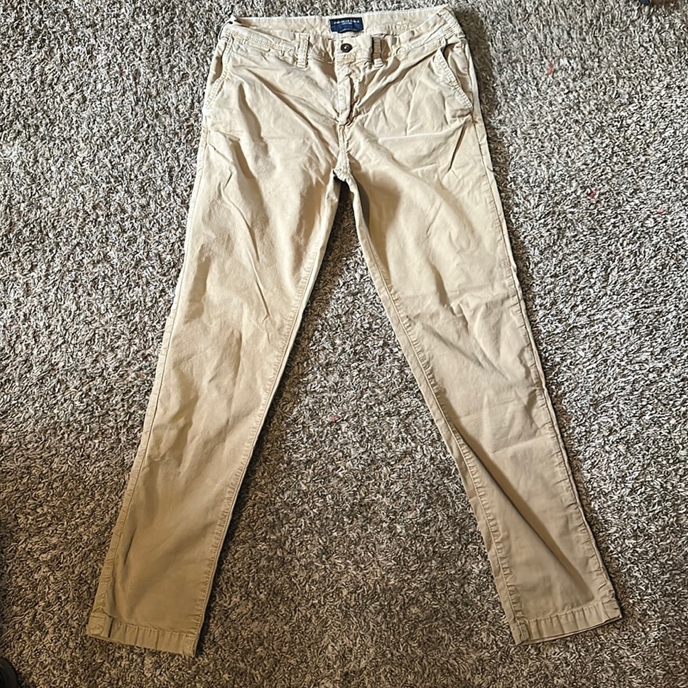 American eagle khaki pants
